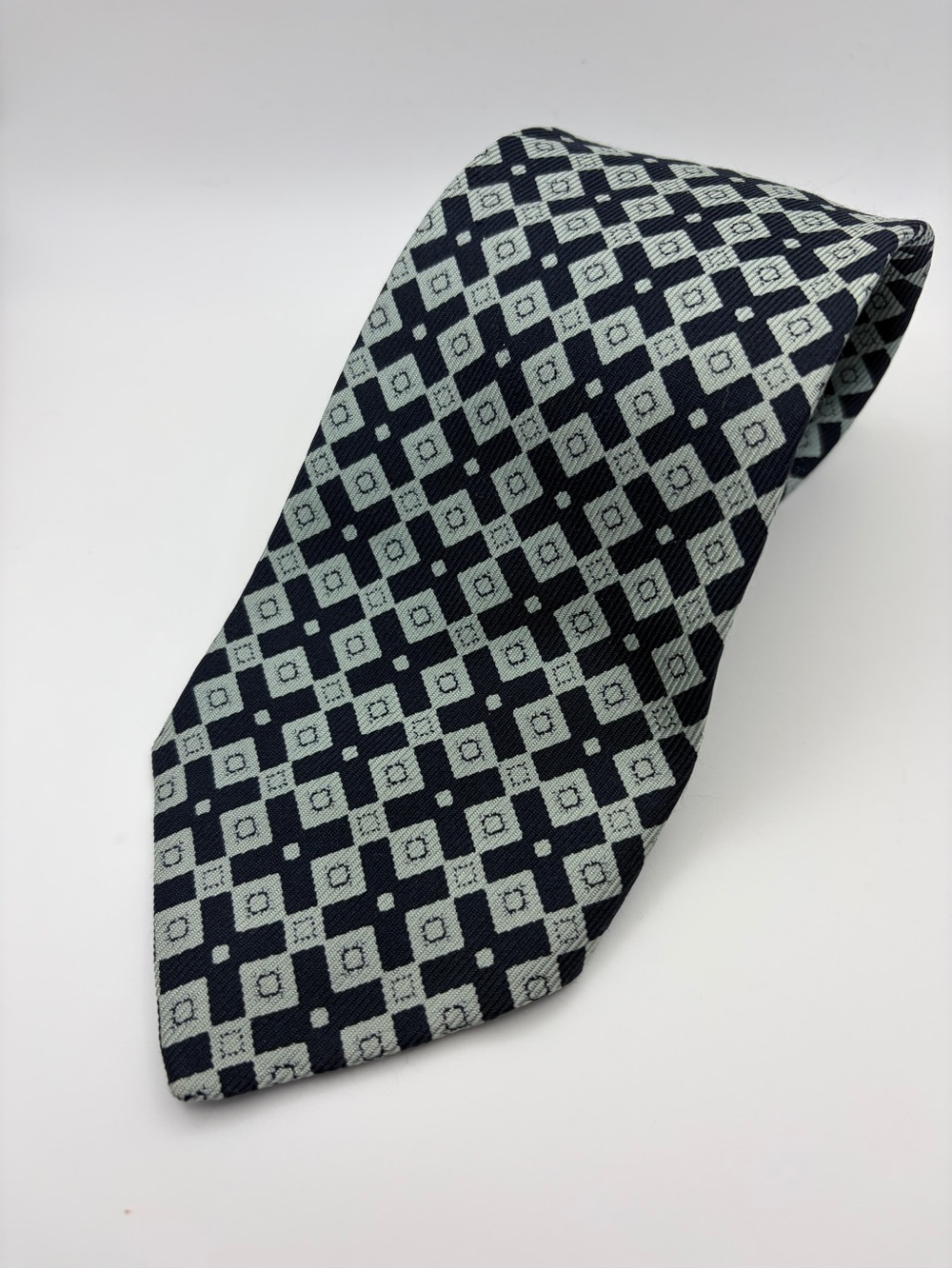 Brooks Brothers Makers Silk Tie Navy Blue Geometric Classic Necktie 3.5”